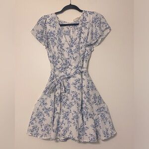 Altered state size small dress